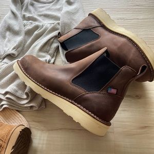 Danner Bull Run Chelsea boots